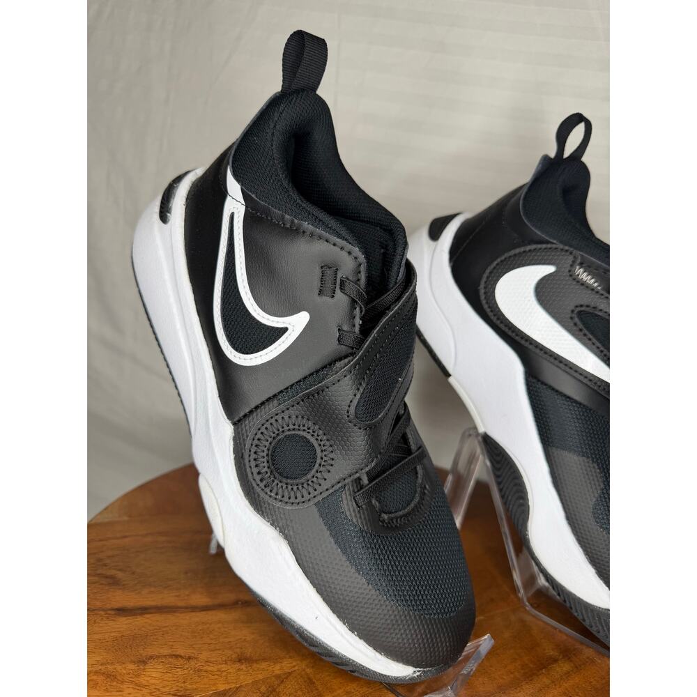 Nike Team Hustle D 11 GS Black White Basketball Shoes Youth 7Y Women’s 8.5 NWT - Picture 4 of 14